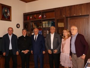 შეხვედრა საქართველოში წმინდა საყდრის დესპანთან