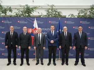 აკადემიკოსი სოლომონ პავლიაშვილი სლოვაკეთის გარემოს დაცვის მინისტრის მოადგილეს, ფილიპ კუფას შეხვდა